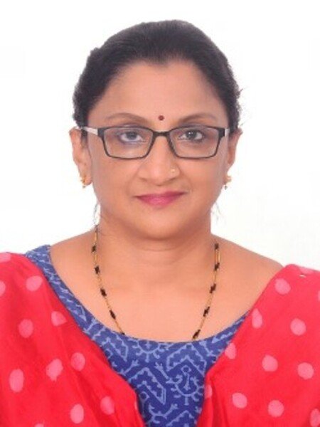 Dr. Savitha (1)